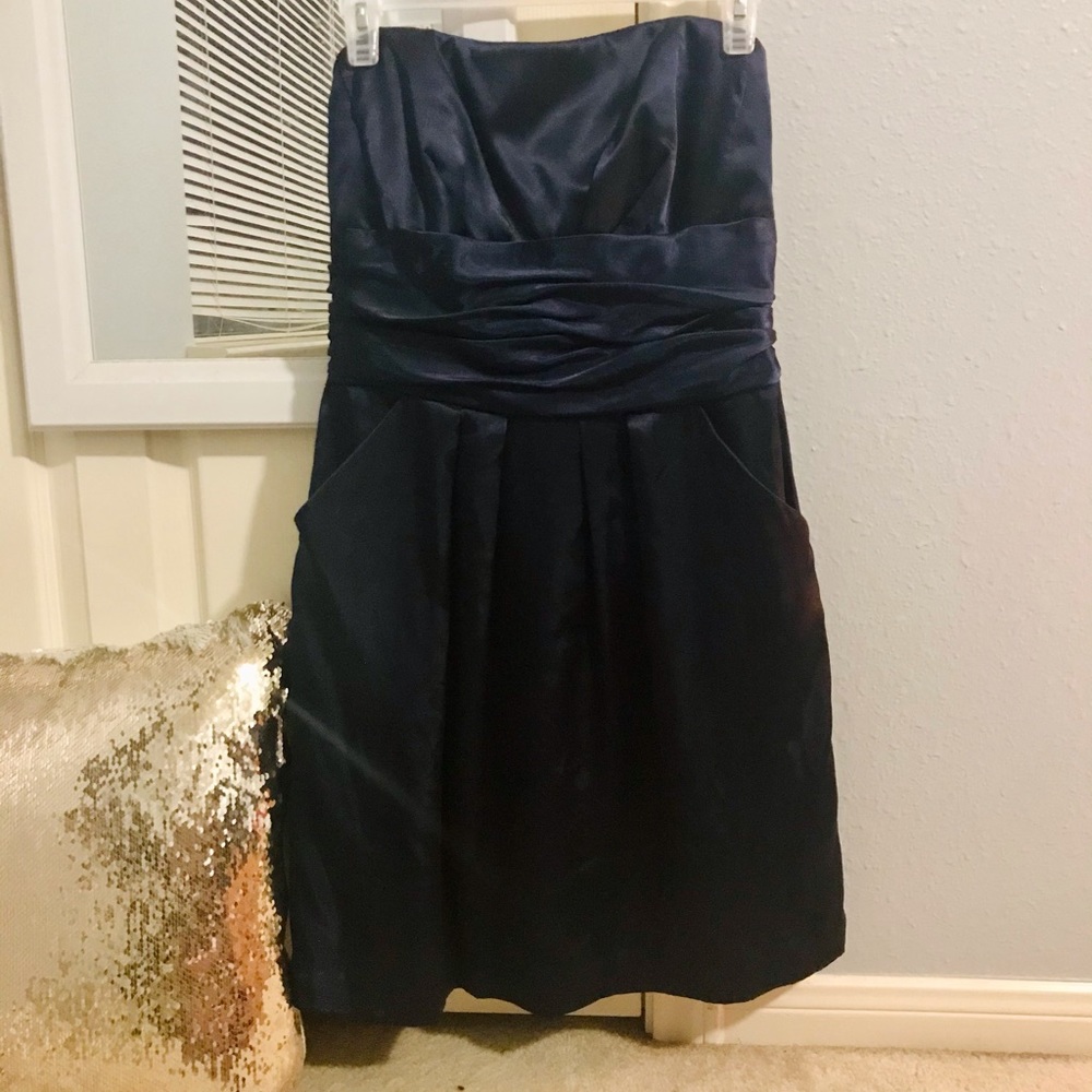 David’s Bridal Mini Strapless Dress | POCKETS
